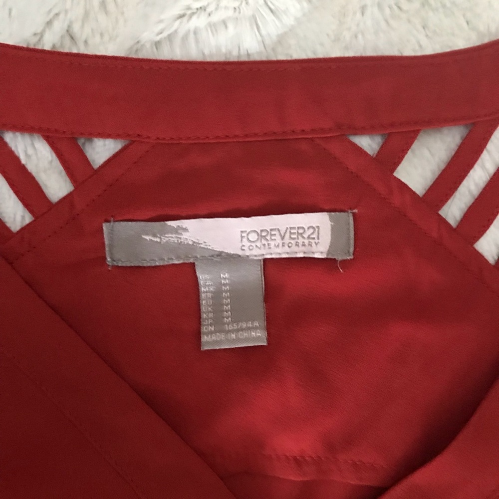 Rust Red Top - Picture 5 of 5